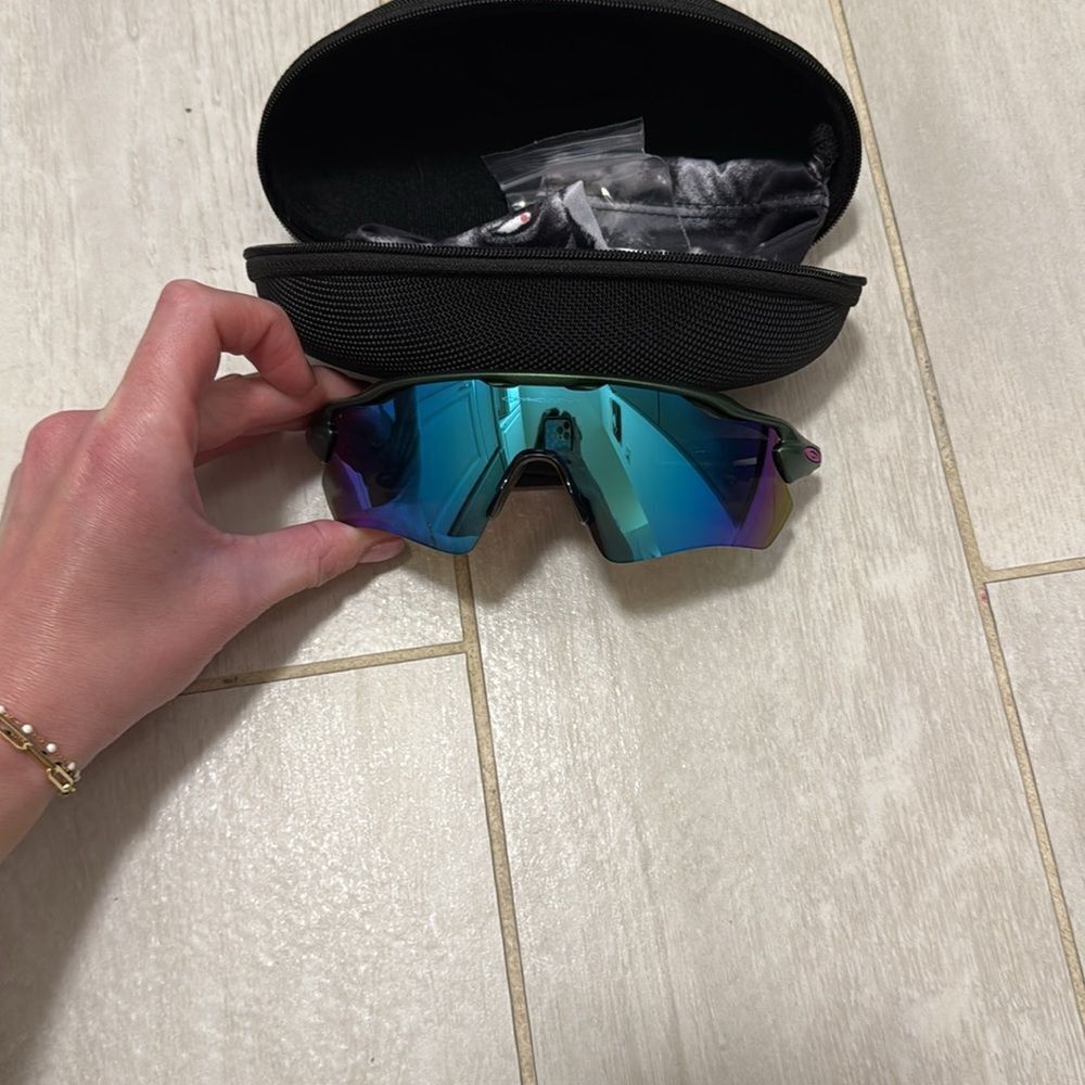 New limited Oakley sunglasses green